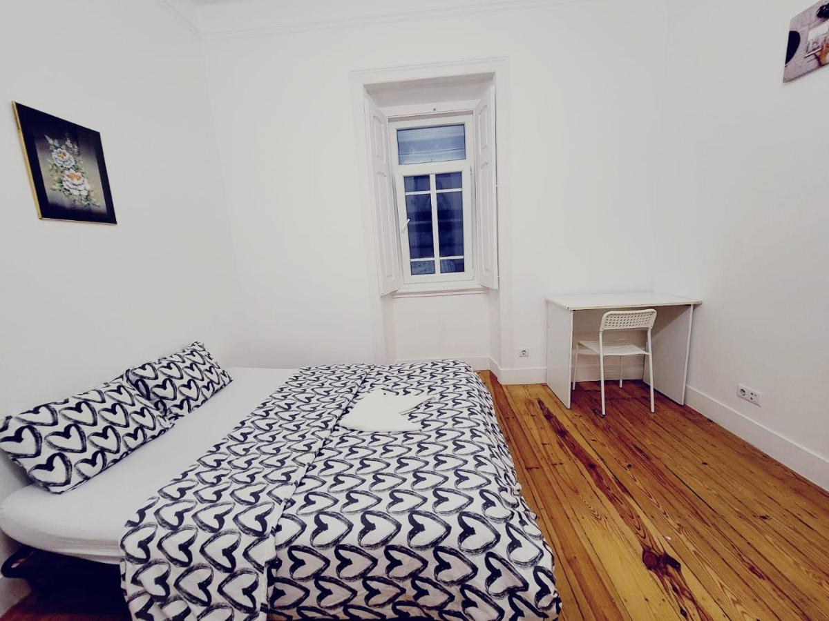 Lisbon Gambori Hostel Екстериор снимка