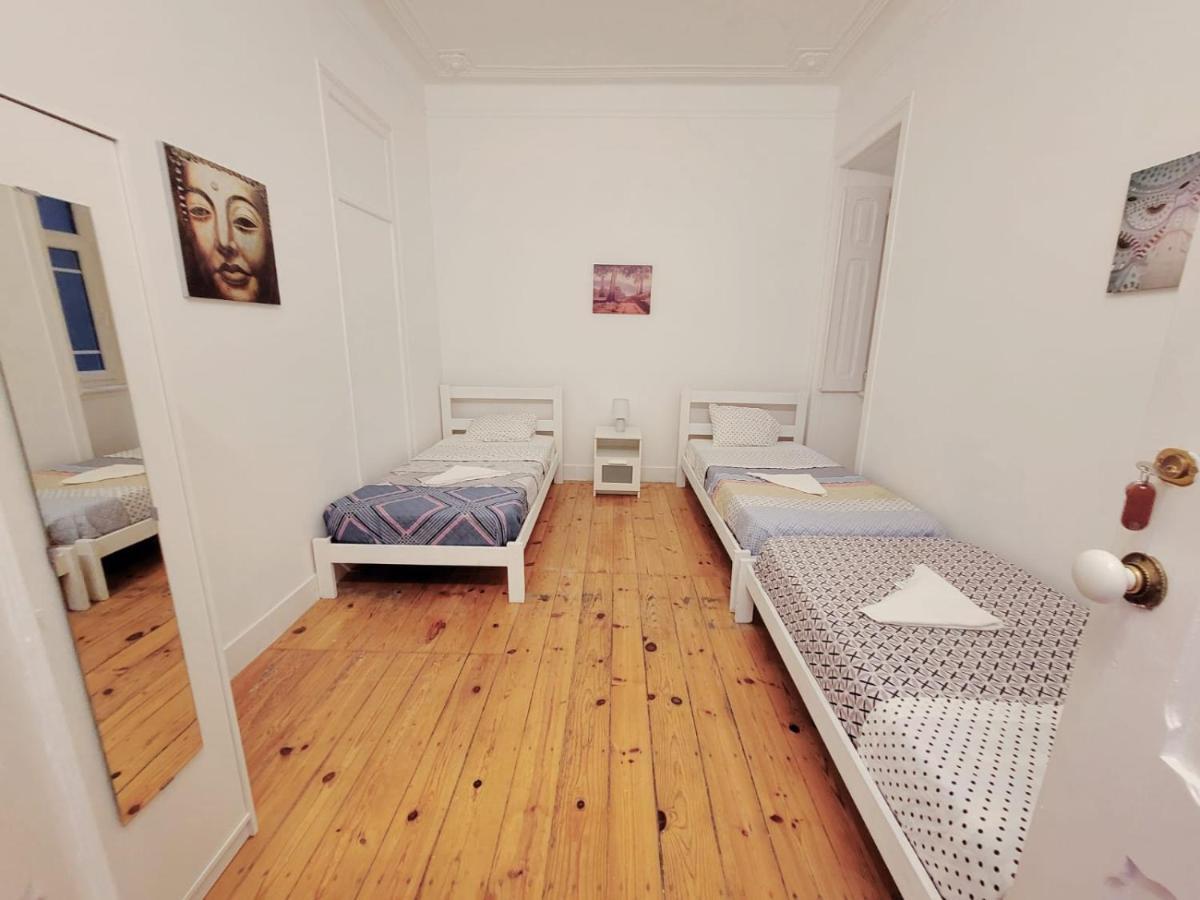 Lisbon Gambori Hostel Екстериор снимка