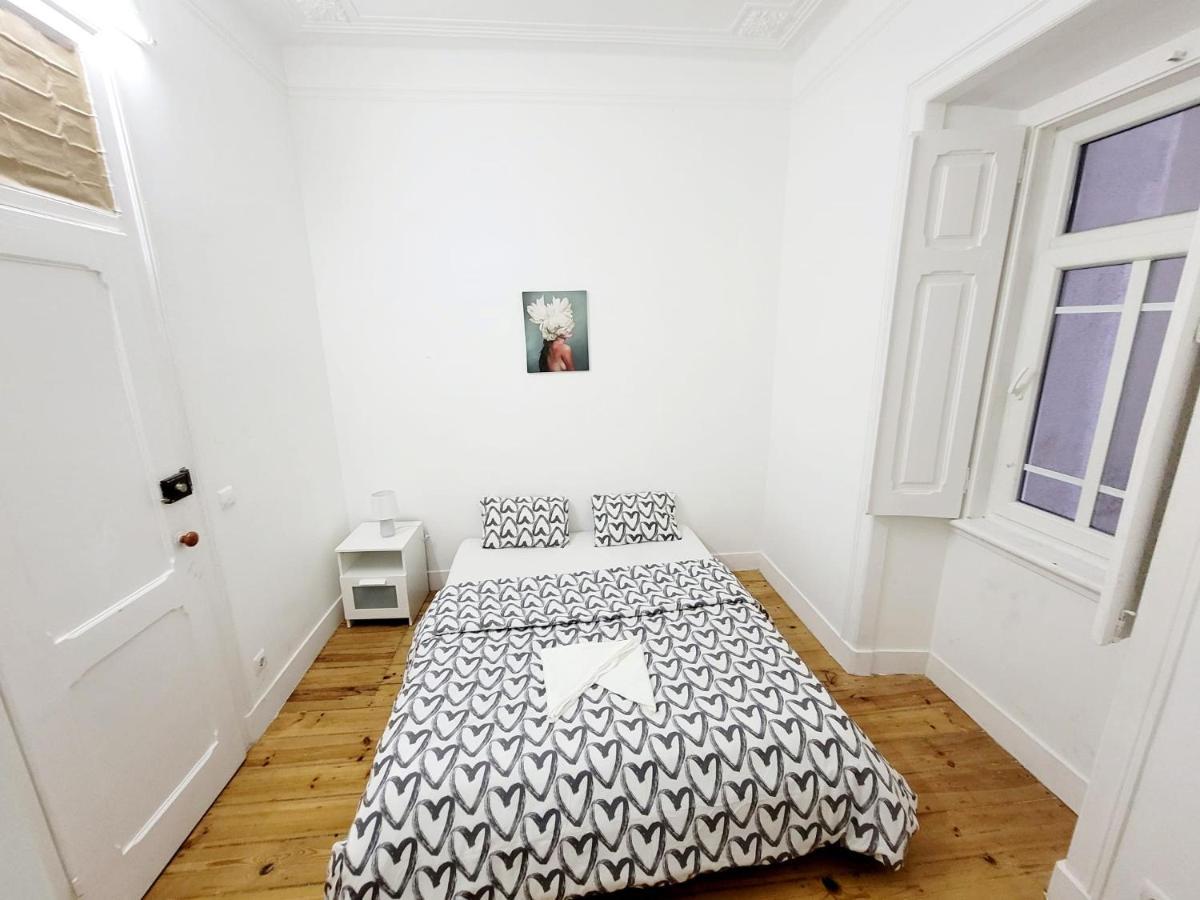 Lisbon Gambori Hostel Екстериор снимка