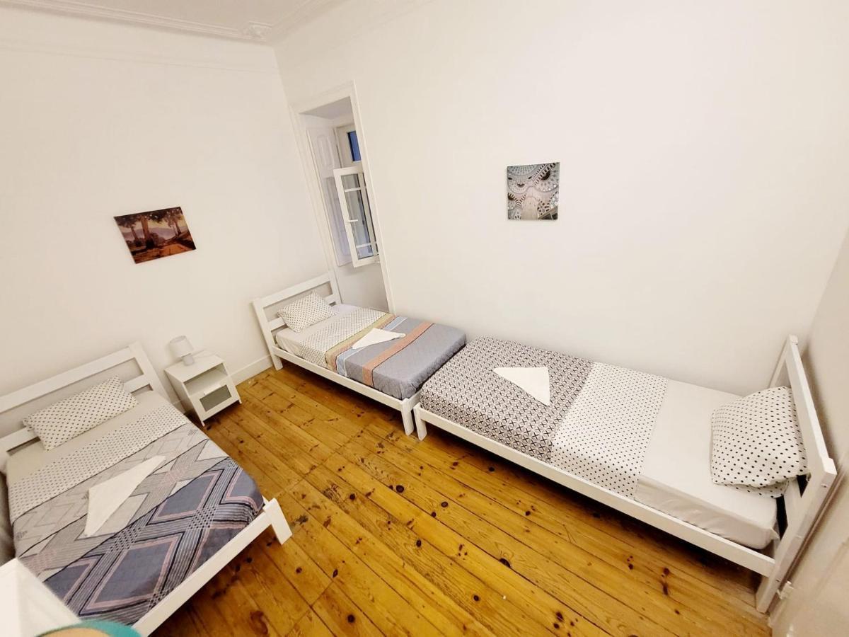 Lisbon Gambori Hostel Екстериор снимка