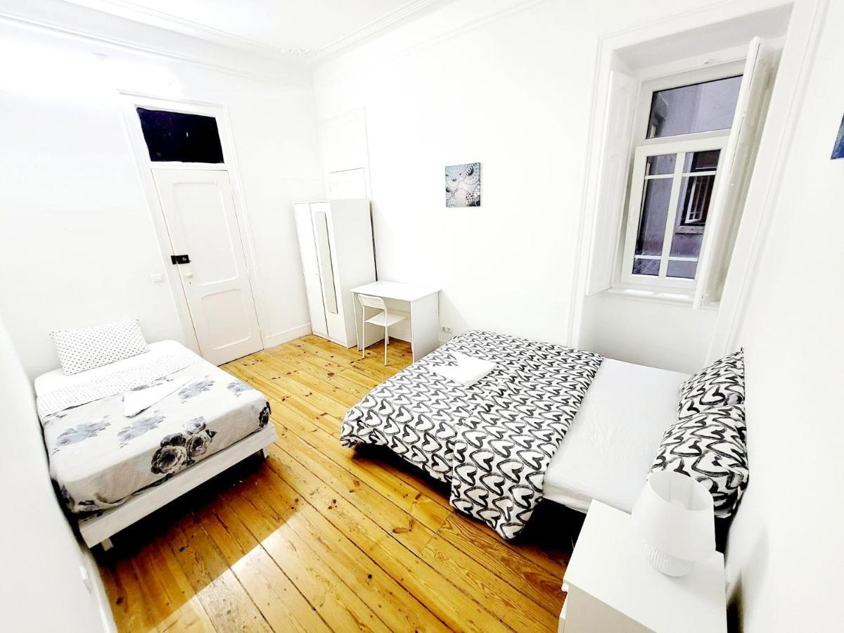 Lisbon Gambori Hostel Екстериор снимка