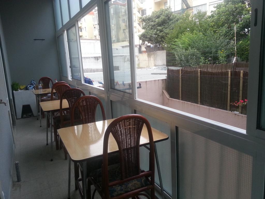 Lisbon Gambori Hostel Екстериор снимка