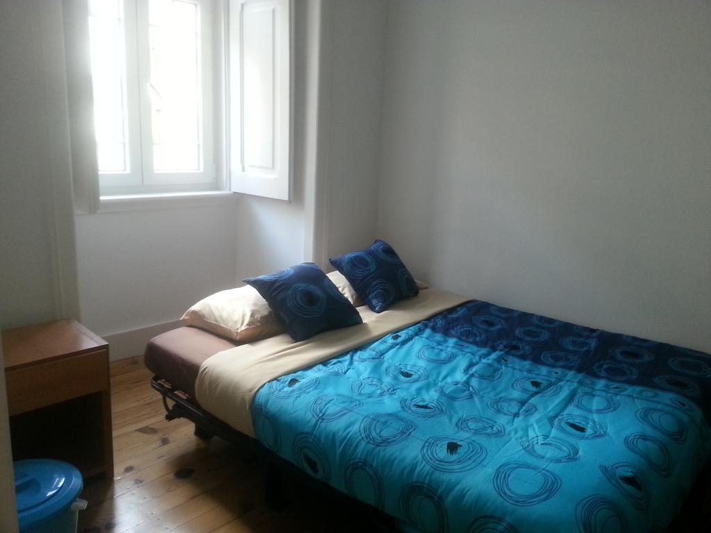 Lisbon Gambori Hostel Стая снимка